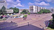 Добрич времето уеб камера Център 'Главна' Пешеходна улица, площад 'Възраждане' излъчва от Народно Читалище 'Йордан Йовков' Free-WebCamBG